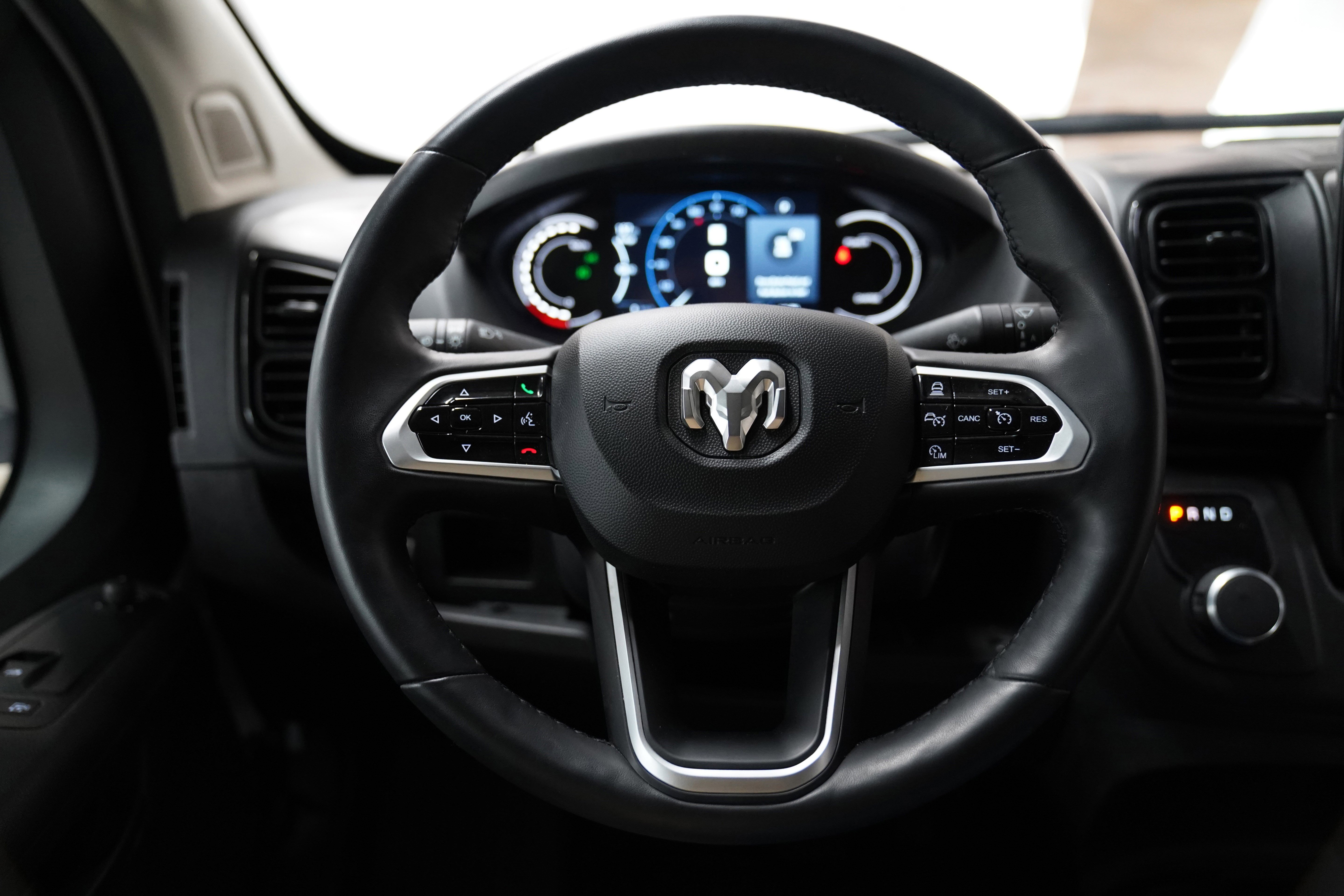 Used 2024 RAM ProMaster 3500 w/ Delivery Van Package image 19