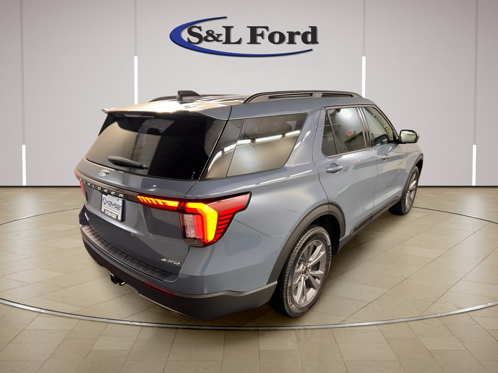 New 2026 Ford Explorer Active w/ Active Comfort Package AWD/4WD image 4