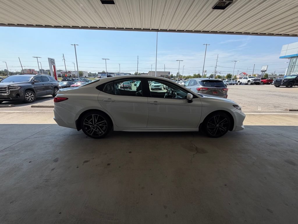Used 2025 Toyota Camry XSE FWD image 6