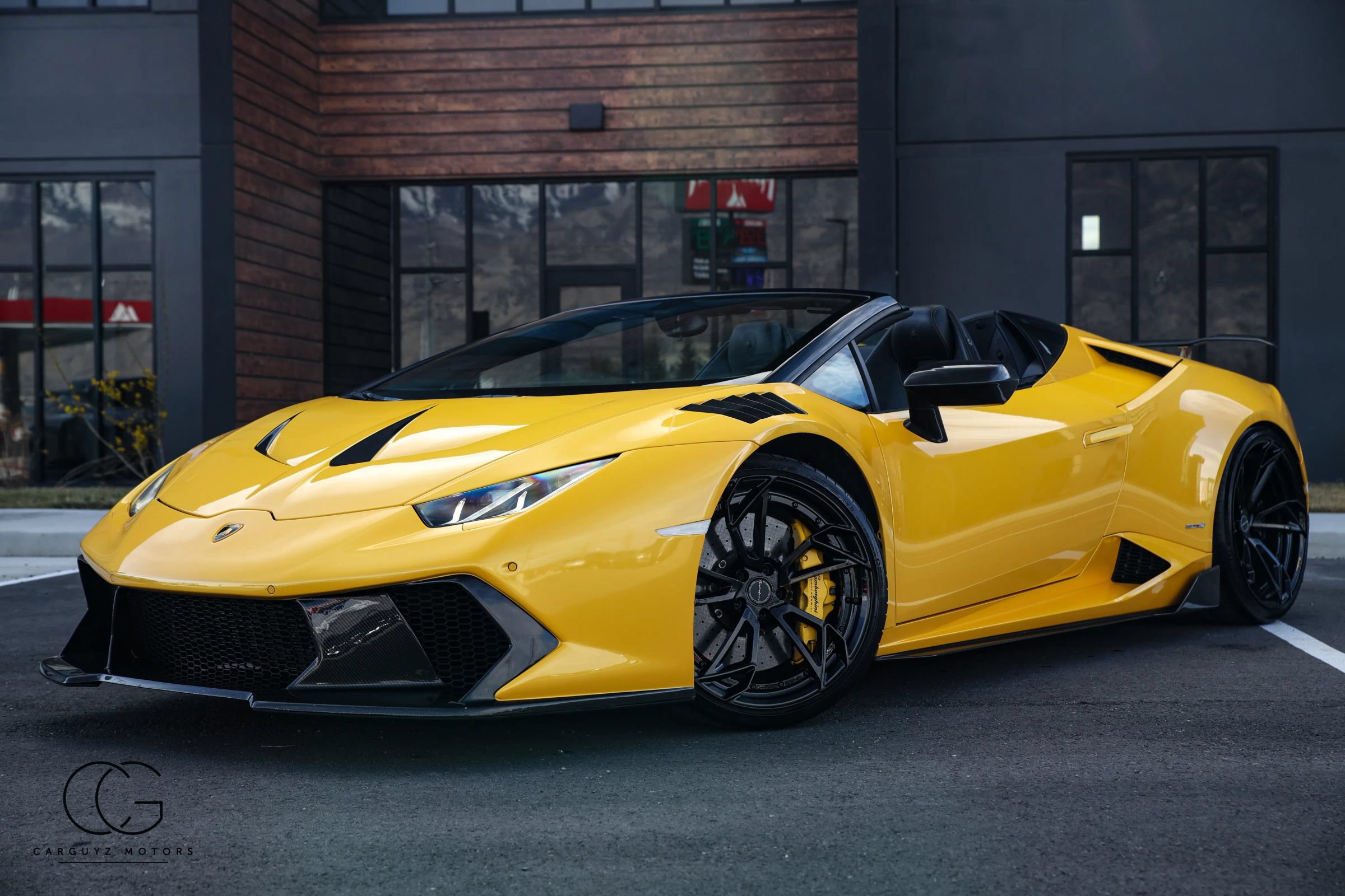 Used 2016 Lamborghini Huracan LP 610-4 AWD/4WD image 4