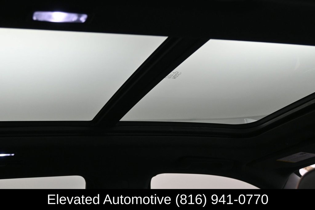 Used 2023 Chevrolet Tahoe Premier w/ Premium Package 2 RWD image 12