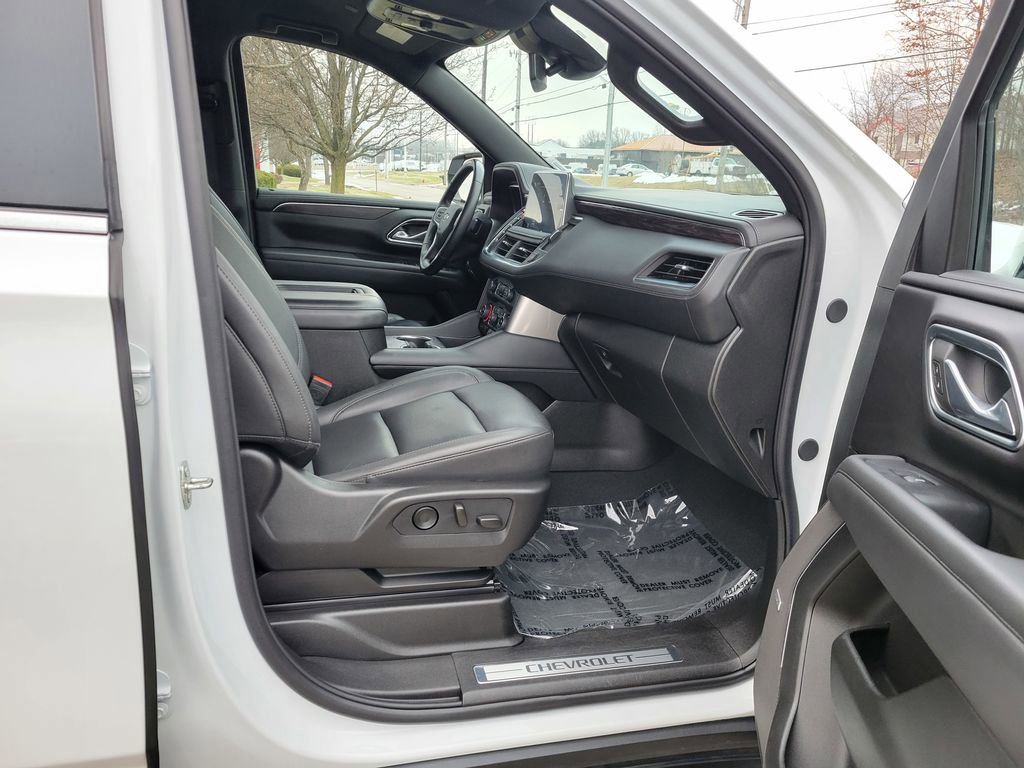 Used 2024 Chevrolet Tahoe LT AWD/4WD image 55