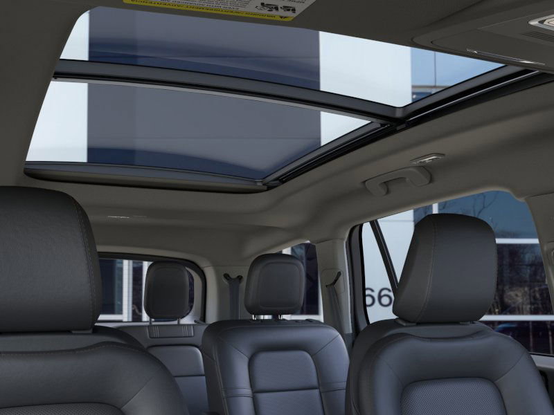 New 2025 Lincoln Aviator AWD image 22
