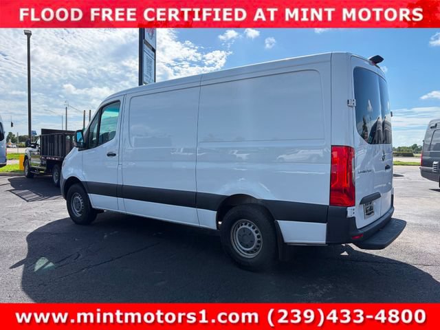 Used 2019 Freightliner Sprinter 2500 RWD image 28