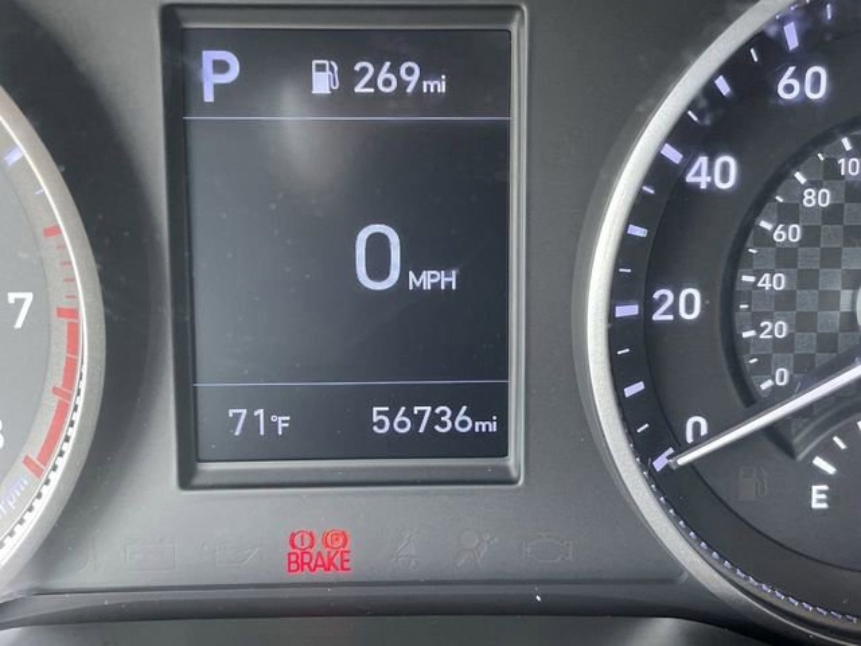 Used 2020 Hyundai Elantra SE FWD image 26