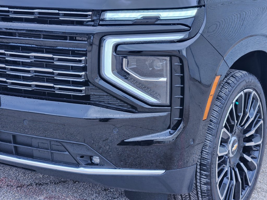 New 2026 Chevrolet Tahoe High Country AWD/4WD image 6