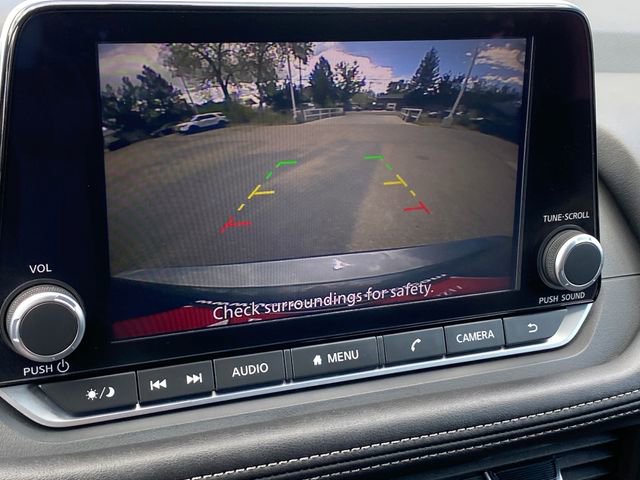 Certified 2025 Nissan Rogue SV AWD/4WD image 22