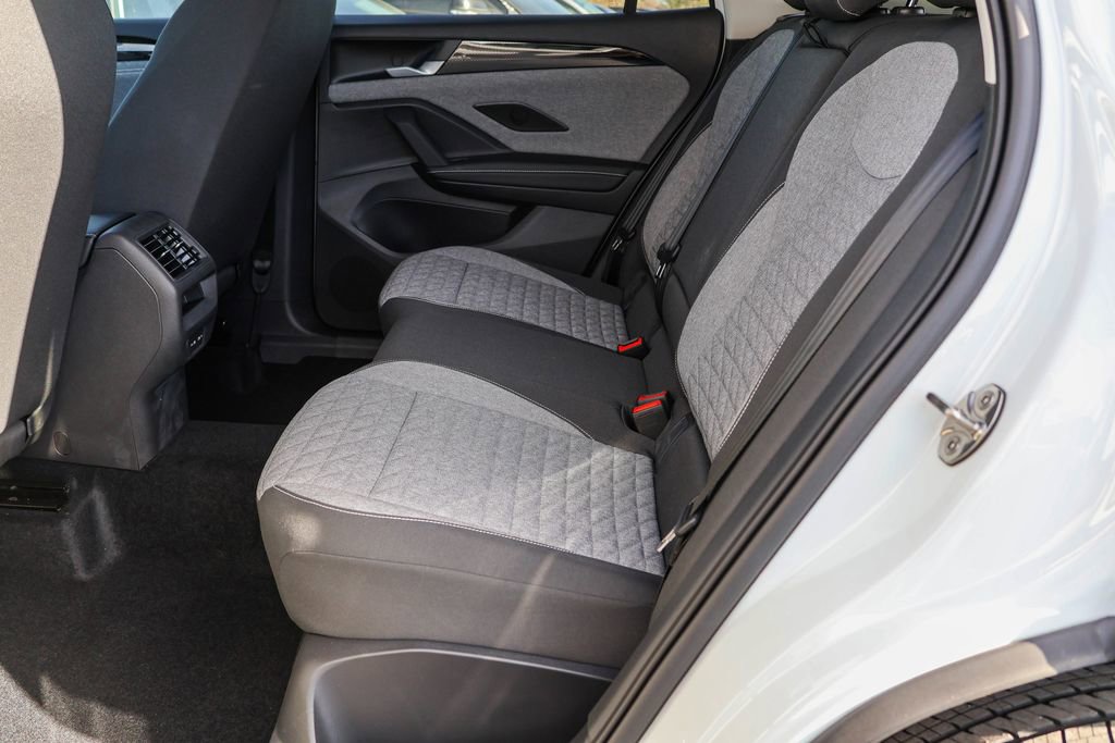 New 2025 Volkswagen Tiguan S image 33