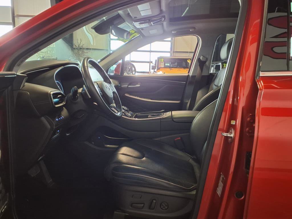 Used 2023 Hyundai Santa Fe Limited image 21
