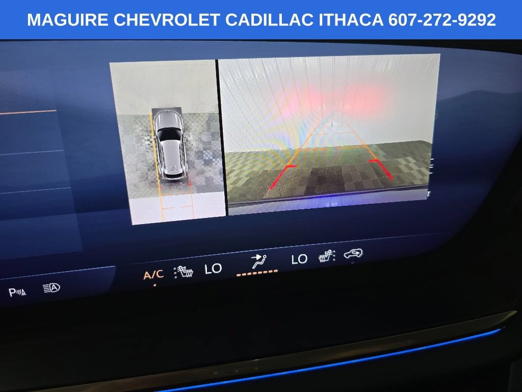 Used 2024 Buick Envision Avenir AWD/4WD image 24