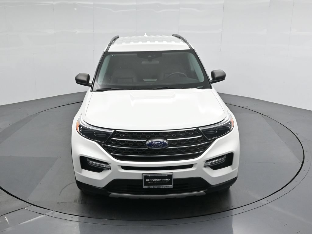 Certified 2023 Ford Explorer XLT w/ Equipment Group 202A RWD image 39
