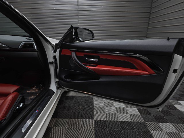 Used 2019 BMW M4 Convertible w/ Competition Package RWD image 35
