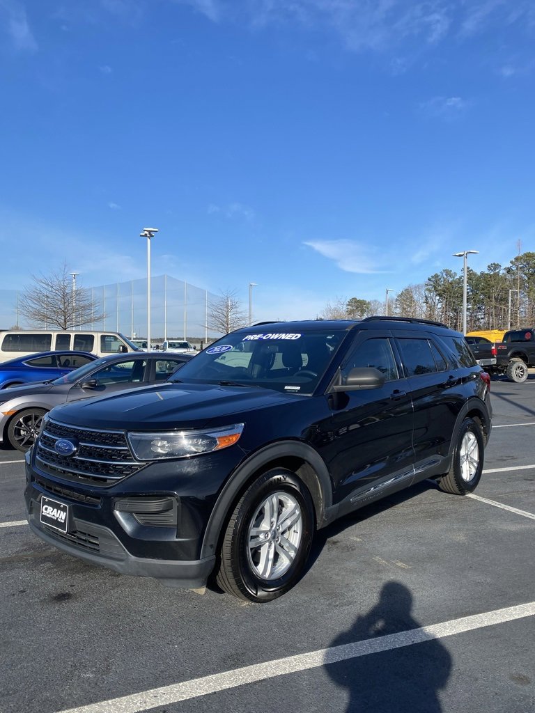 Certified 2020 Ford Explorer XLT image 3