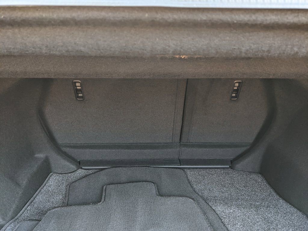 Used 2022 Lexus IS 350 F Sport image 28