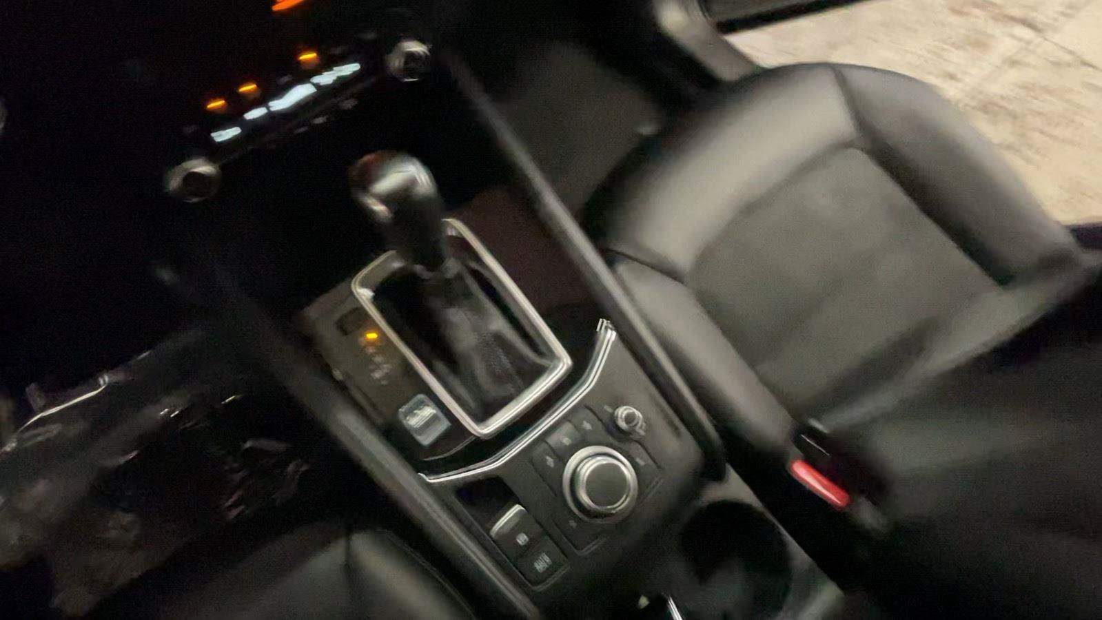 Used 2021 MAZDA CX-5 Touring FWD image 39