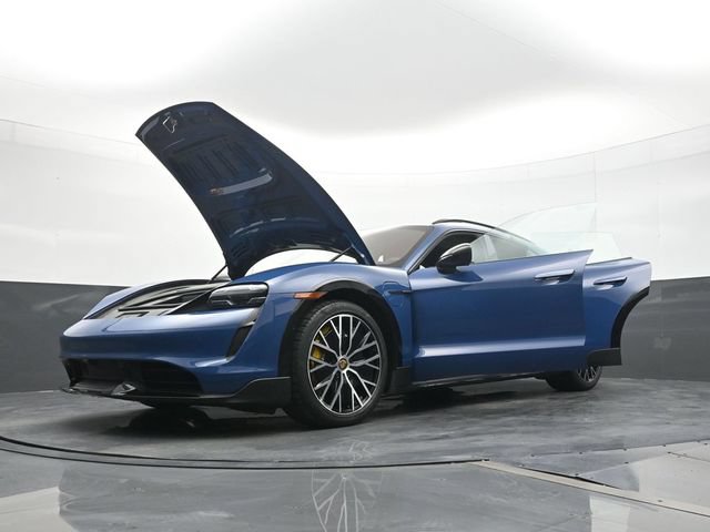 Certified 2022 Porsche Taycan Turbo S w/ Premium Package AWD/4WD image 28