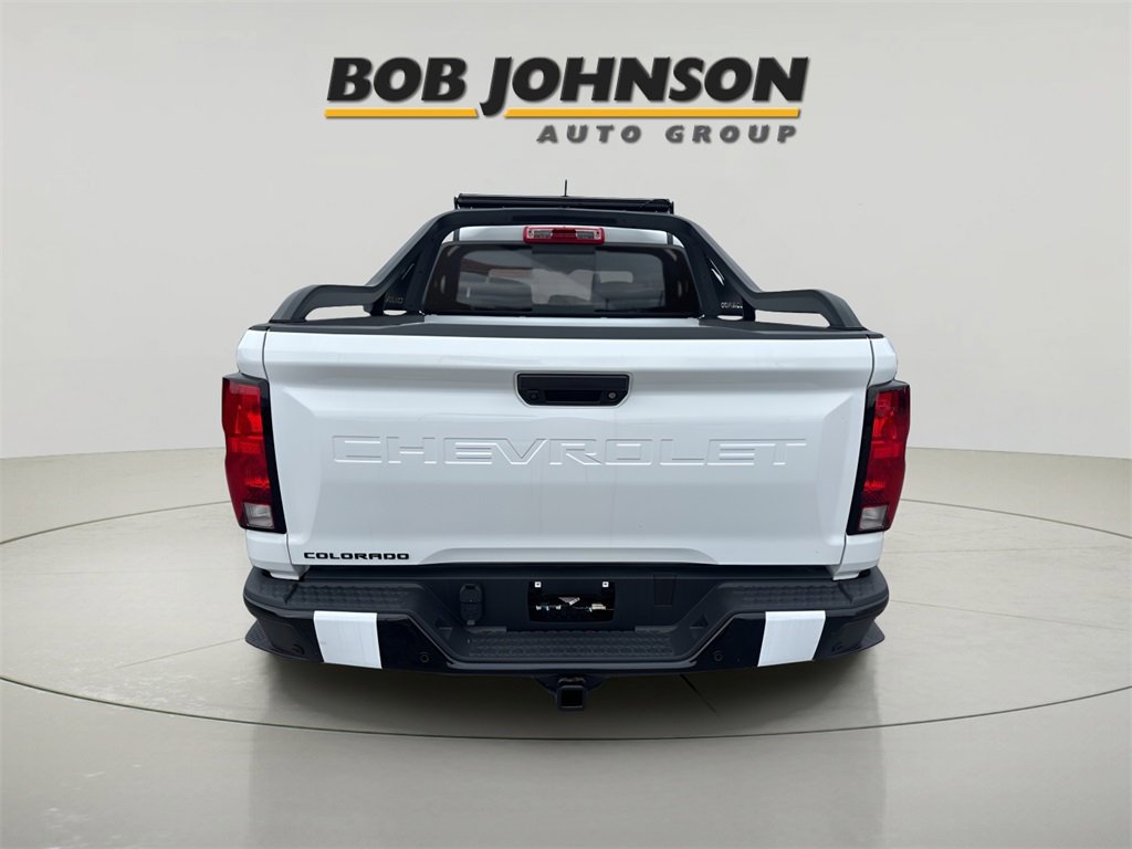 Used 2025 Chevrolet Colorado Trail Boss w/ Midnight Edition image 6
