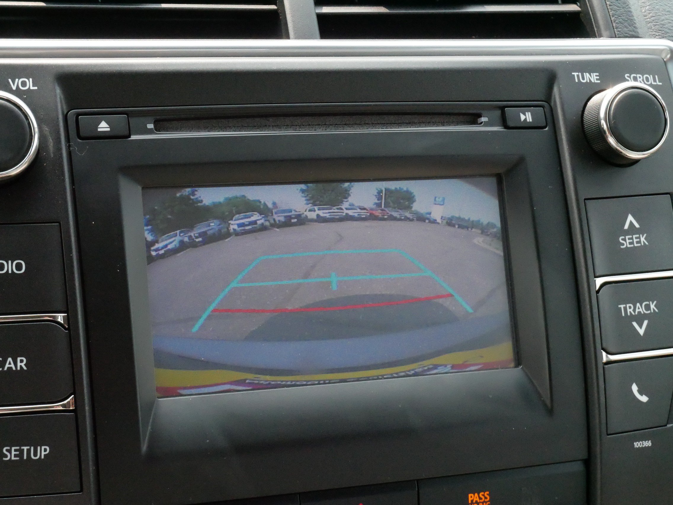 Used 2015 Toyota Camry LE FWD image 28