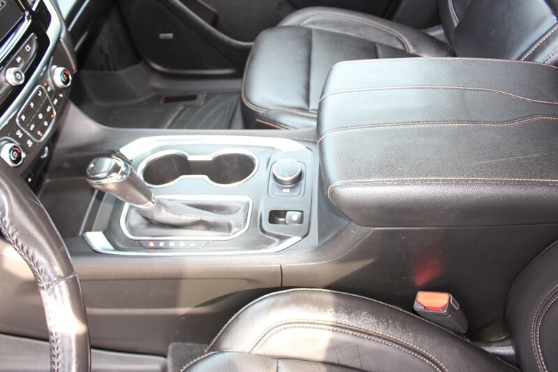Used 2018 Chevrolet Traverse LT FWD image 28
