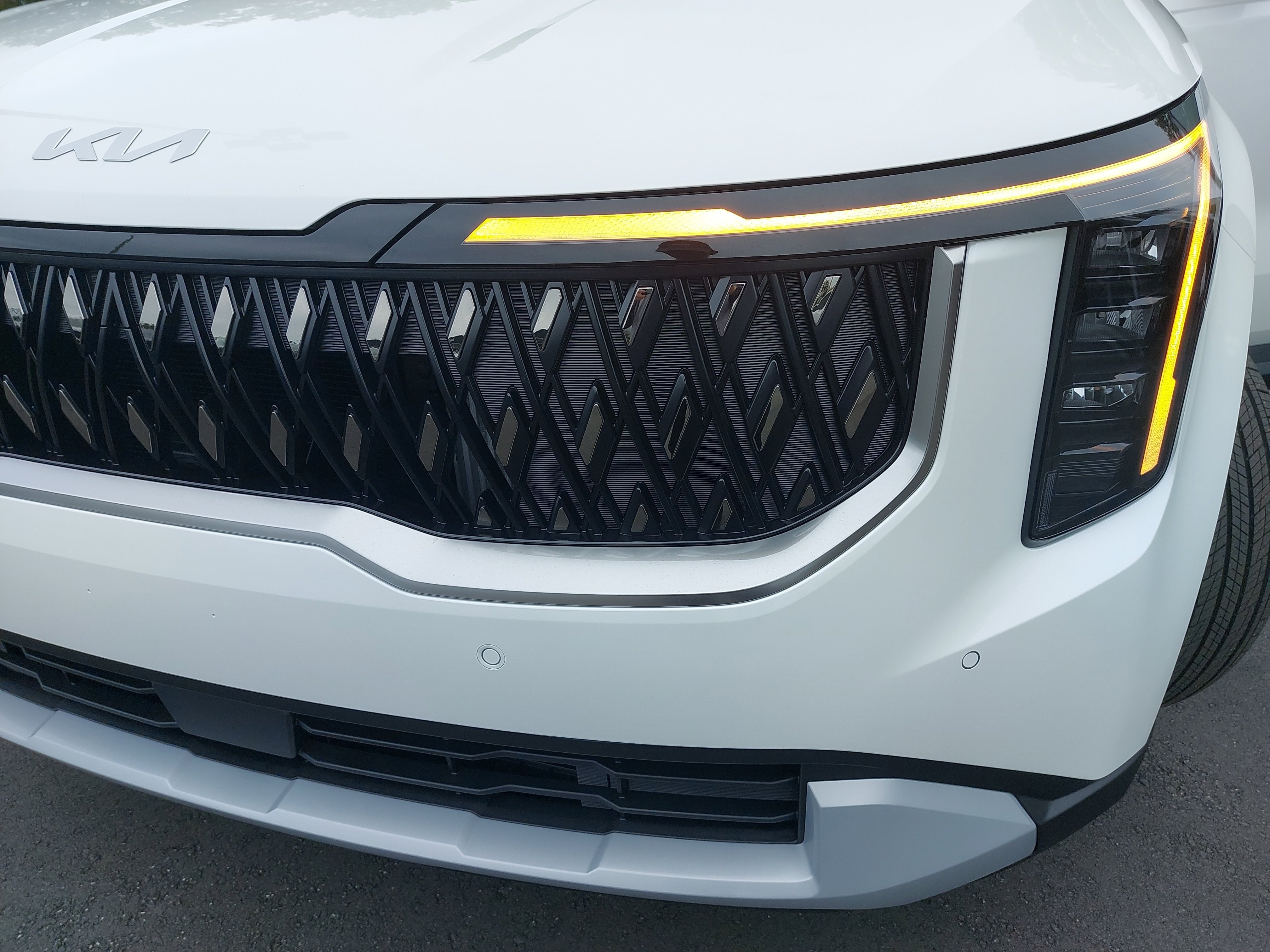 New 2026 Kia Carnival EX image 33