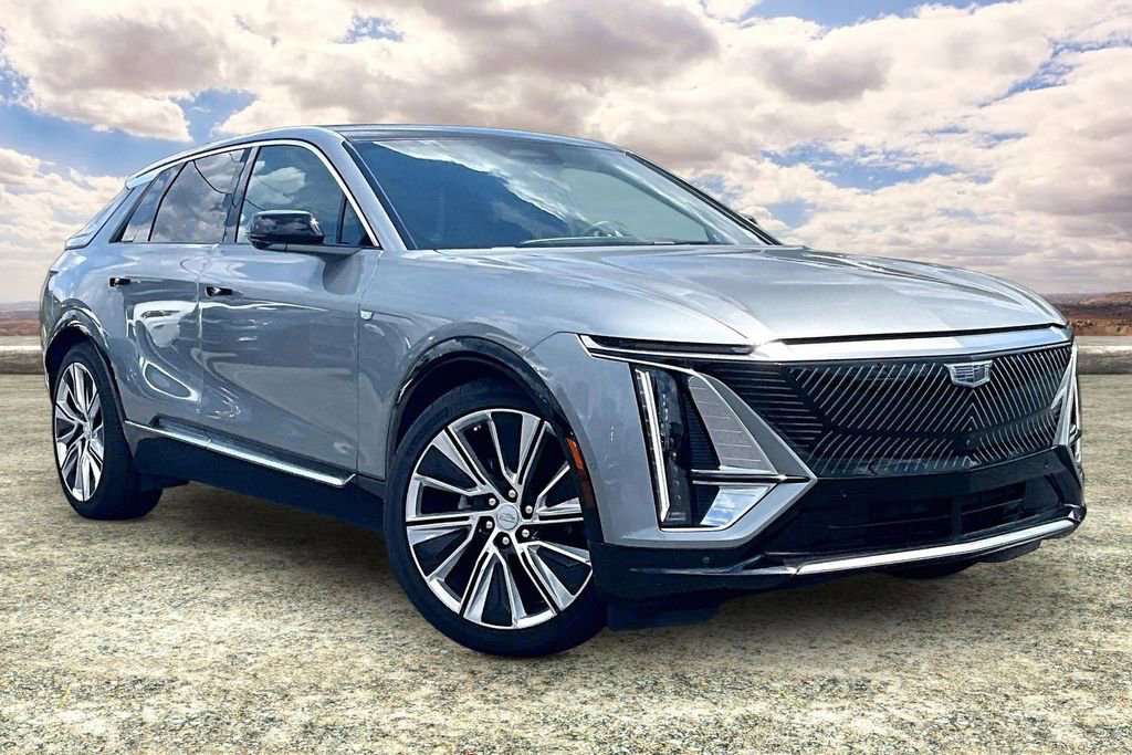 Certified 2024 Cadillac Lyriq Luxury AWD/4WD image 1