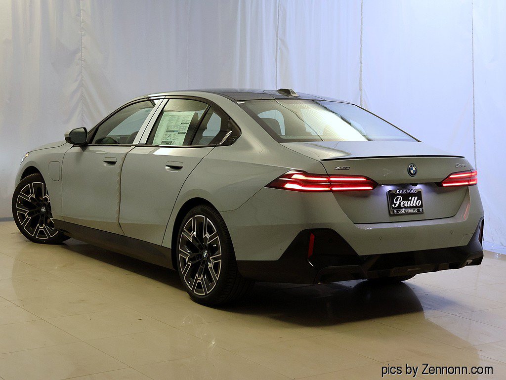 Used 2027 BMW 550e xDrive w/ Executive Package AWD/4WD image 9