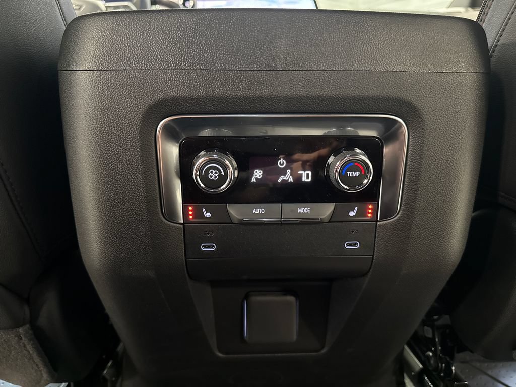 New 2026 Chevrolet Suburban RST w/ Comfort Package AWD/4WD image 42