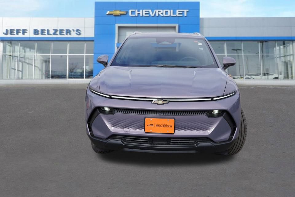 New 2026 Chevrolet Equinox EV LT AWD/4WD image 8