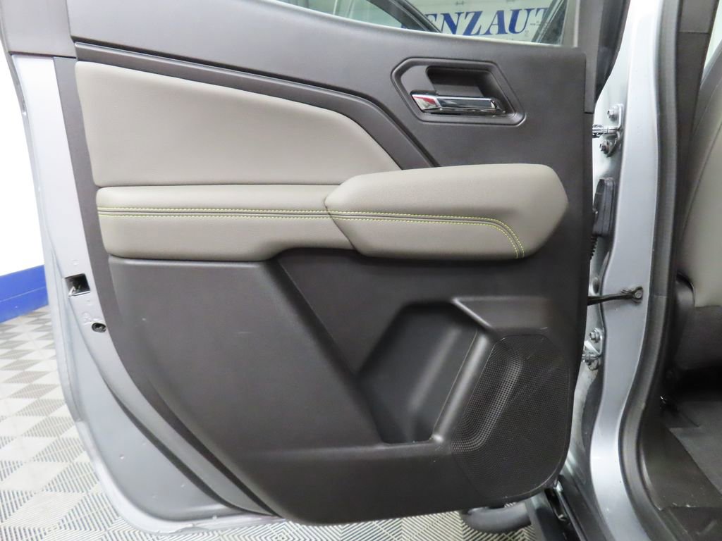 Used 2024 Chevrolet Colorado ZR2 w/ Safety Package AWD/4WD image 47