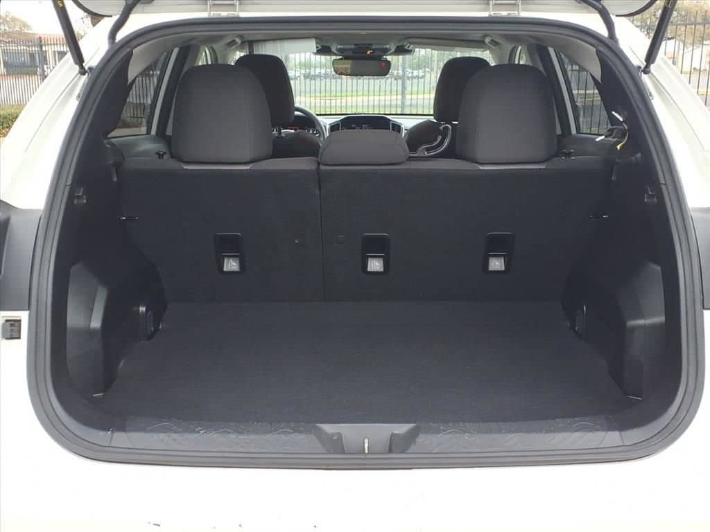 Used 2024 Subaru Crosstrek 2.0i Premium AWD/4WD image 16