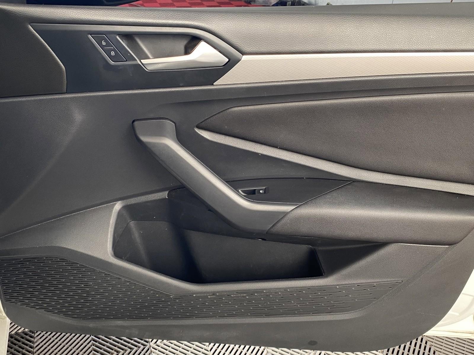 Used 2019 Volkswagen Jetta SE image 7