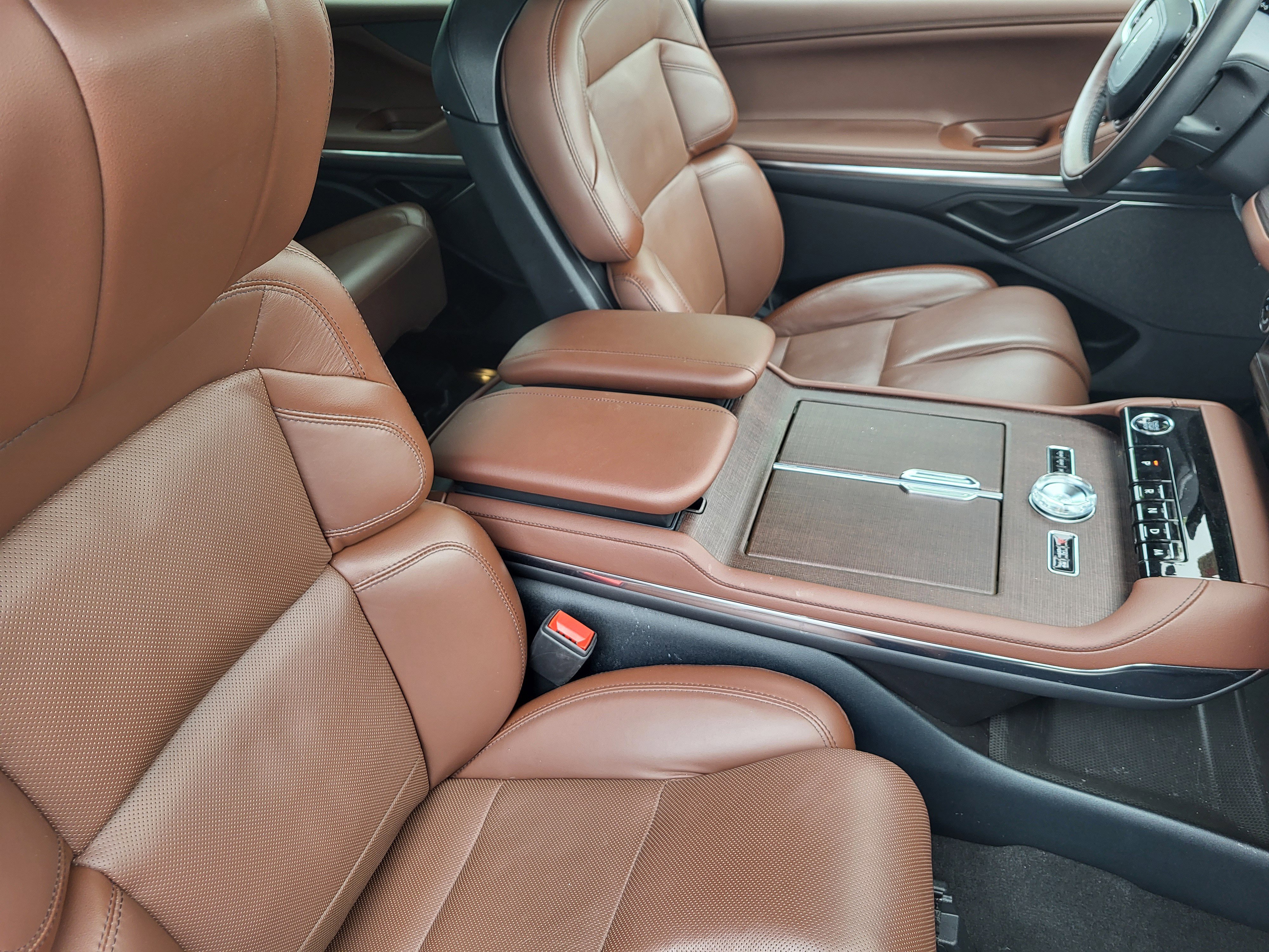 Used 2025 Lincoln Navigator Reserve image 13