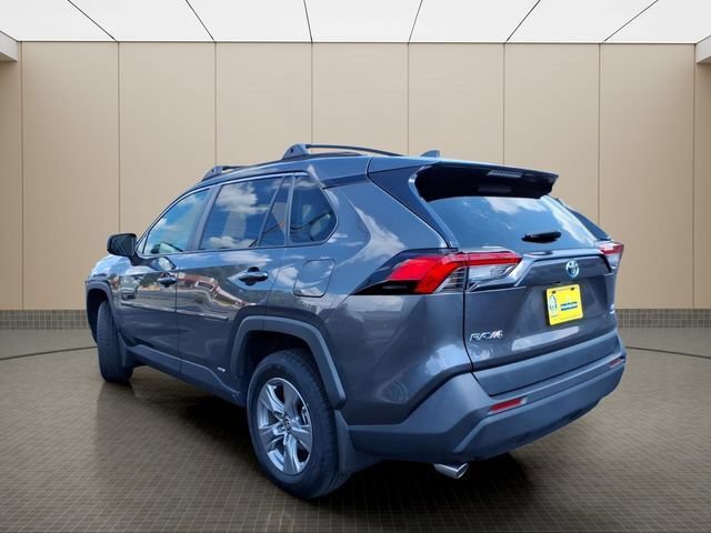 Used 2024 Toyota RAV4 LE AWD/4WD image 12