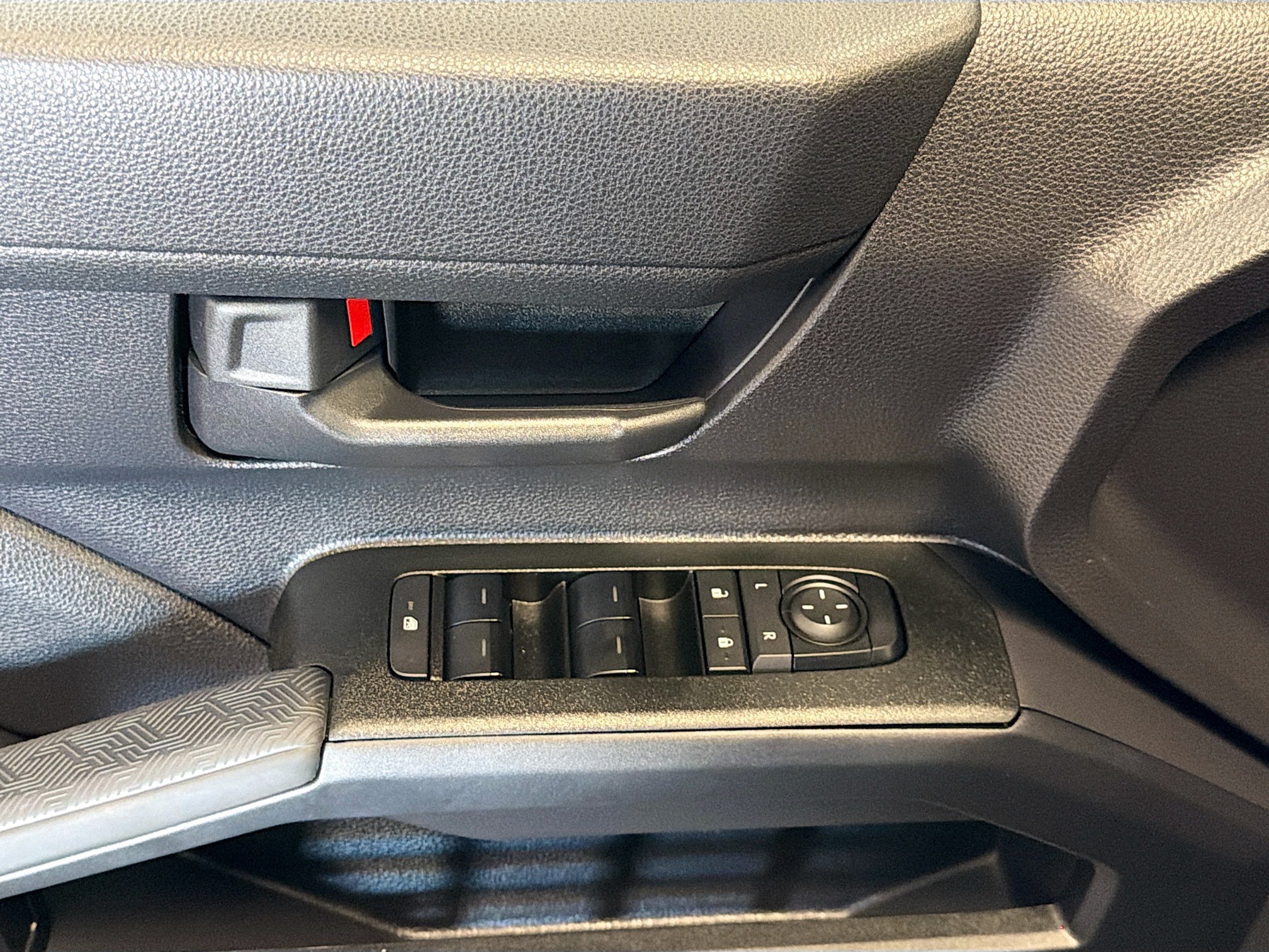 Used 2026 Toyota 4Runner SR5 AWD/4WD image 15