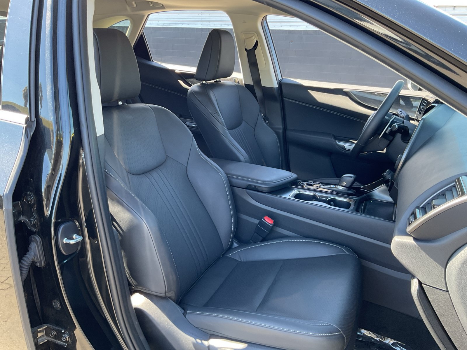 Used 2025 Lexus NX 350h AWD w/ Accessory Package (Z2) image 21