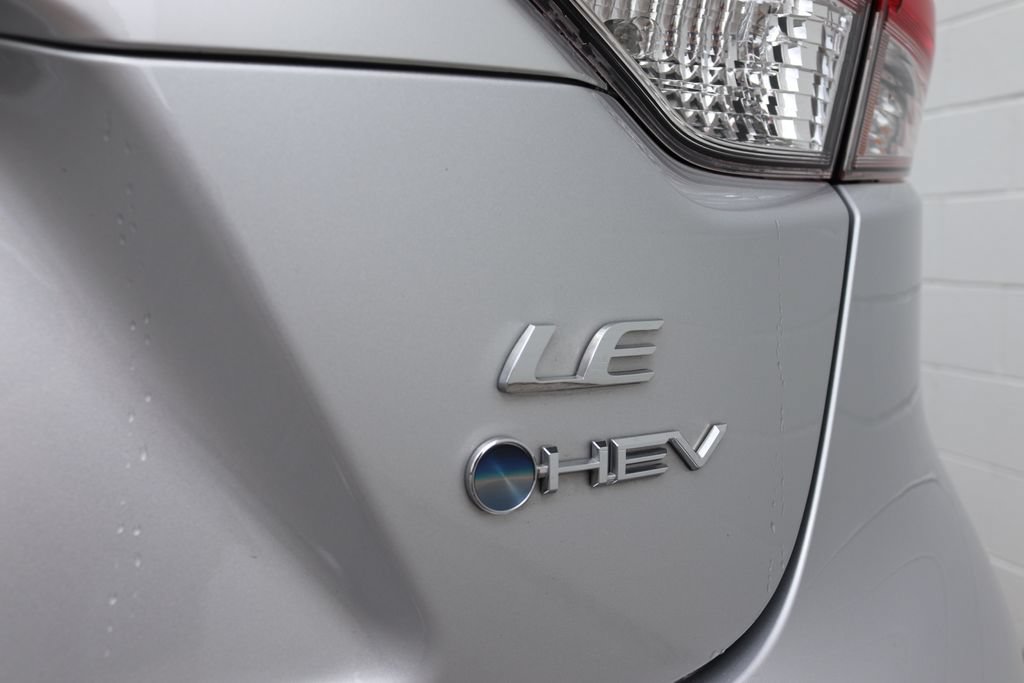 Used 2025 Toyota Corolla LE FWD image 10
