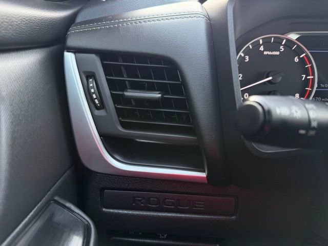 Certified 2025 Nissan Rogue S image 25