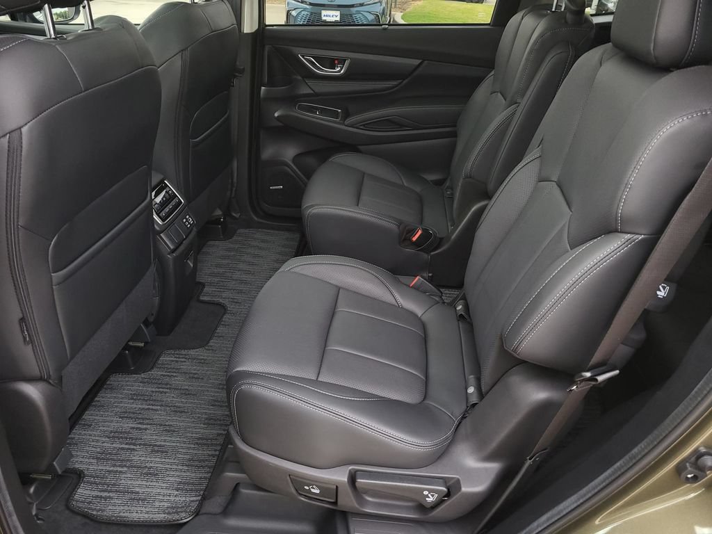 Used 2026 Subaru Ascent Limited AWD/4WD image 15