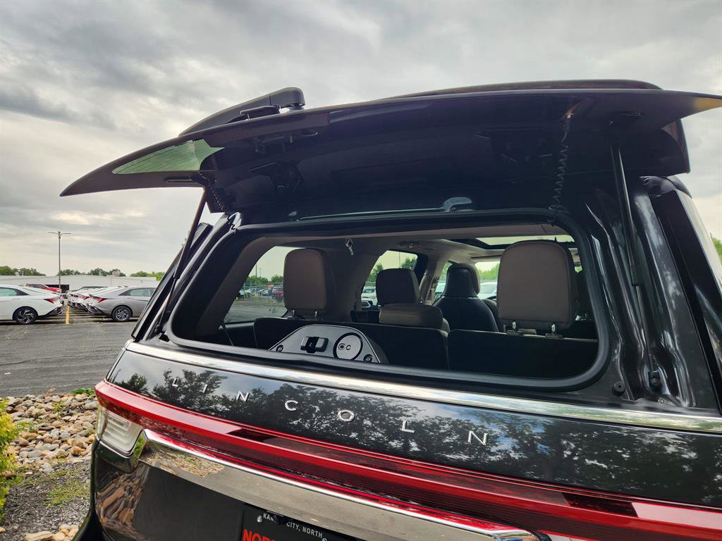 Certified 2023 Lincoln Navigator Reserve image 25