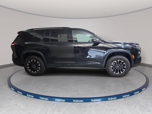 Used 2025 Chevrolet Traverse Z71 w/ Driver Confidence Package AWD/4WD image 5