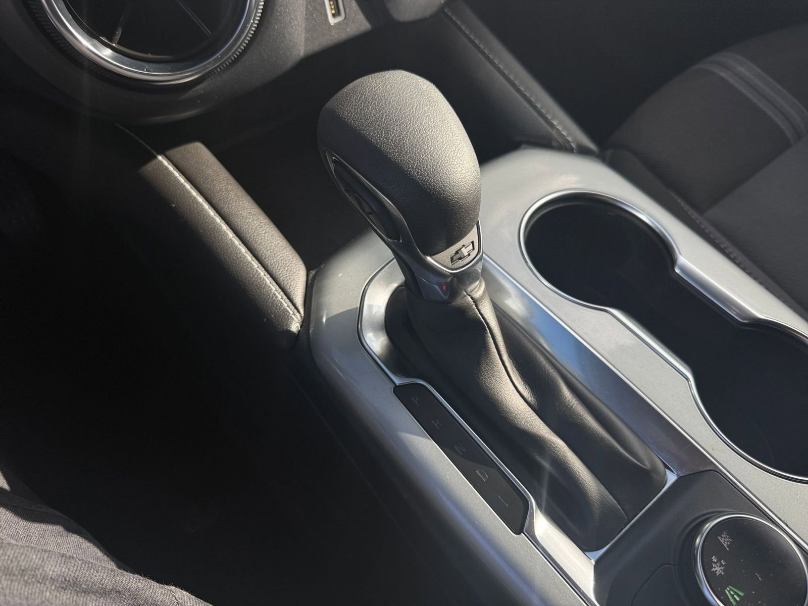 Used 2025 Chevrolet Blazer LT image 42