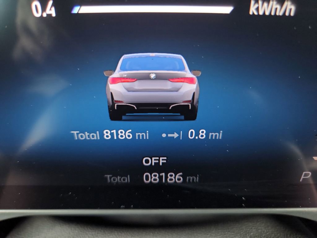 Used 2025 BMW i4 eDrive40 w/ Premium Package RWD image 29
