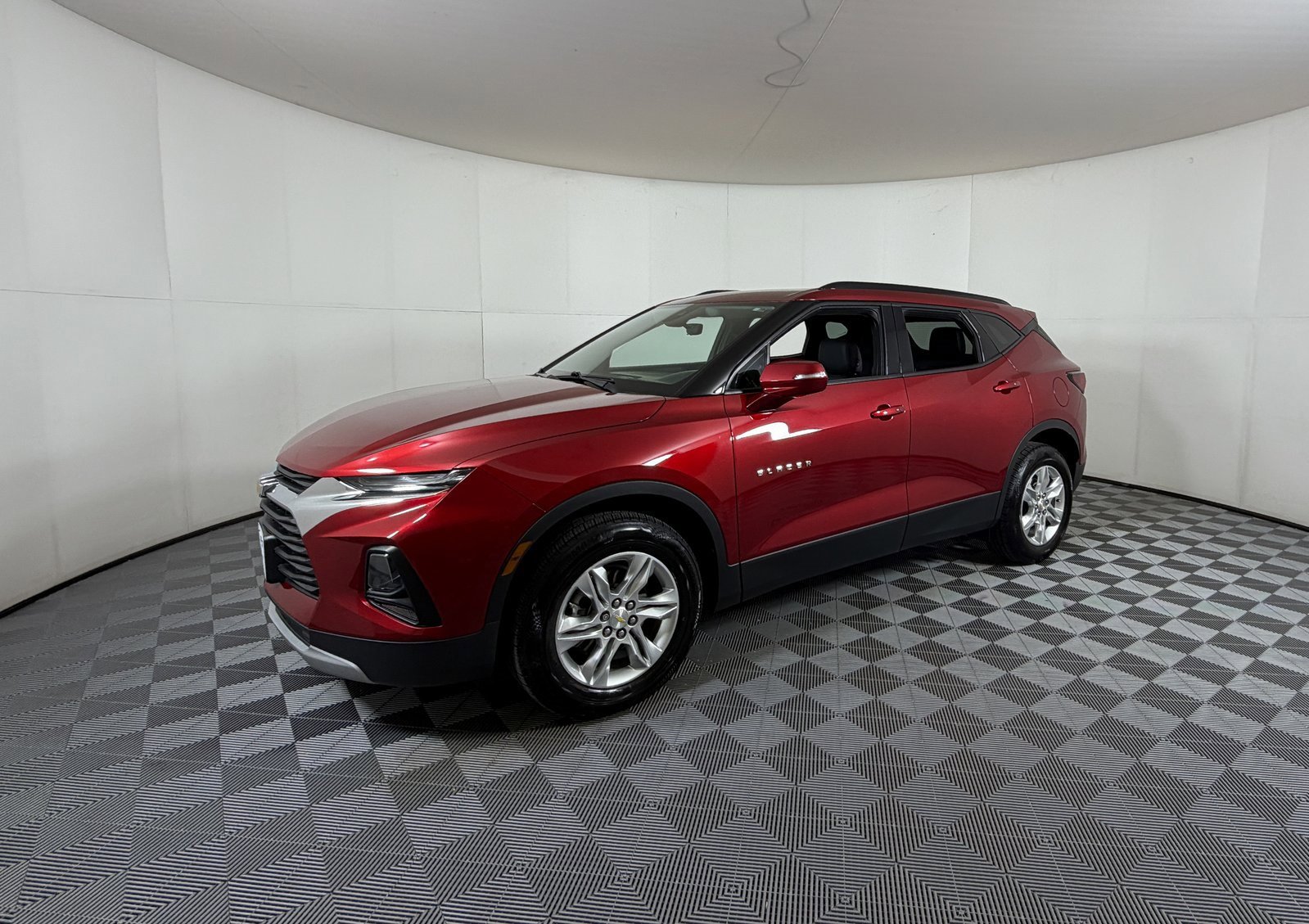 Used 2022 Chevrolet Blazer LT w/ Sound & Technology Package image 2