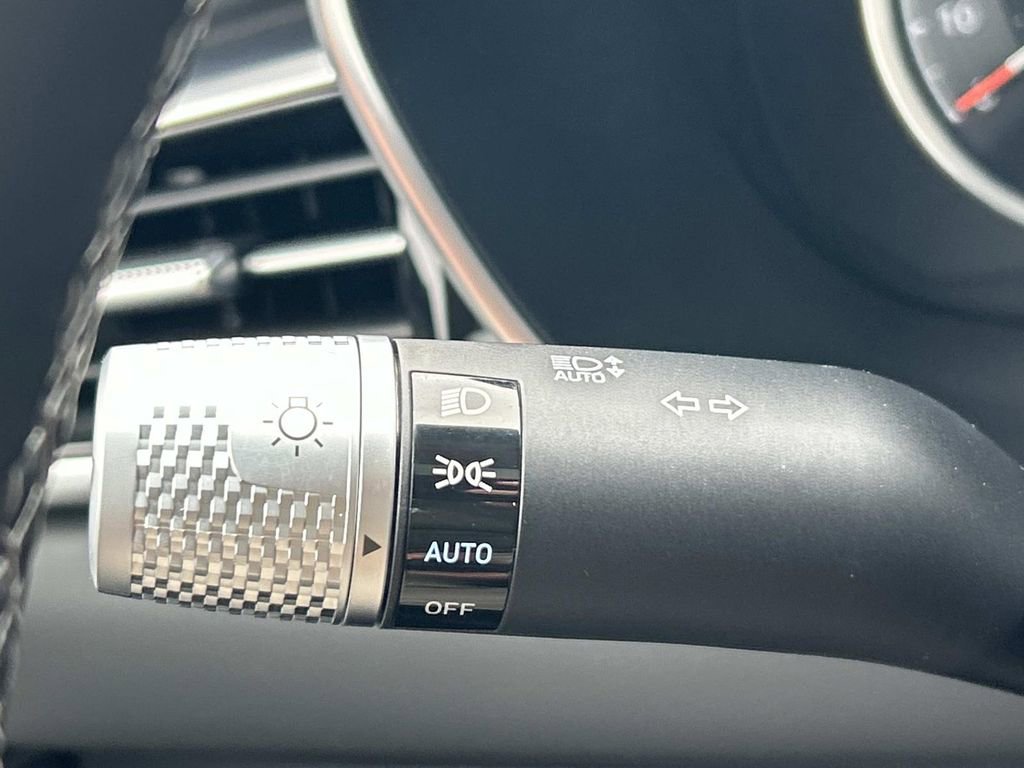 New 2026 Genesis G70 2.5T Prestige image 34