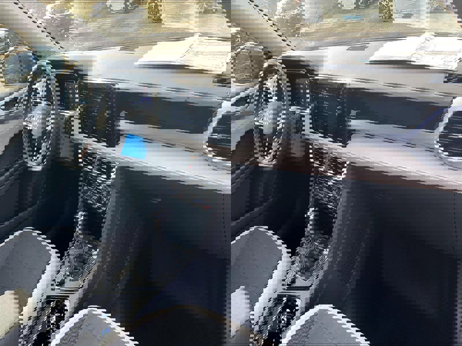 New 2026 Volkswagen Taos SE image 10