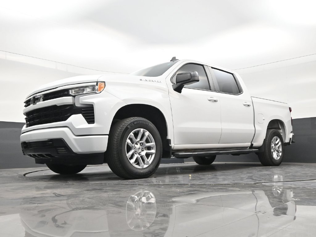 Used 2024 Chevrolet Silverado 1500 RST RWD image 19