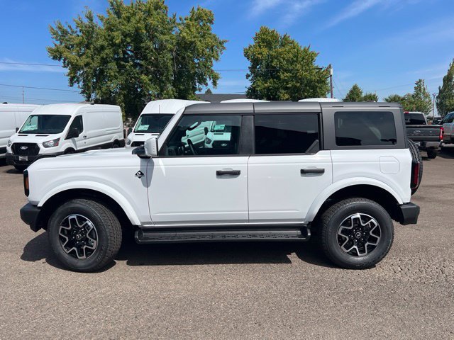 New 2026 Ford Bronco Outer Banks AWD/4WD image 2