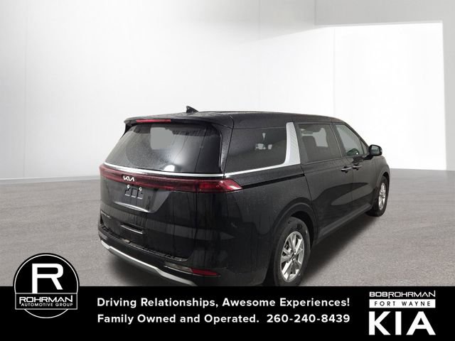 Used 2022 Kia Carnival LX image 6