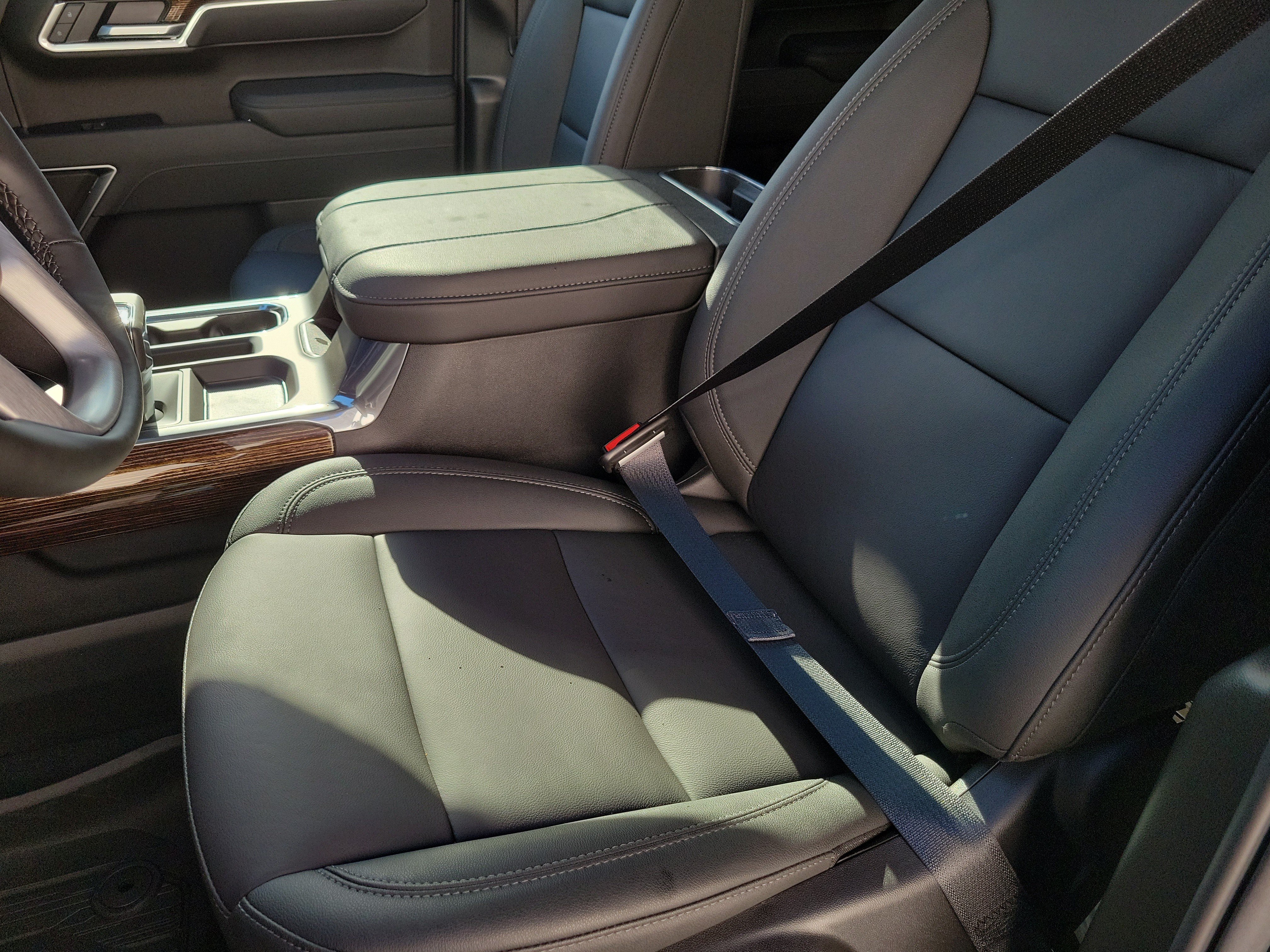 New 2026 GMC Sierra 1500 Elevation w/ Elevation Premium Package AWD/4WD image 22