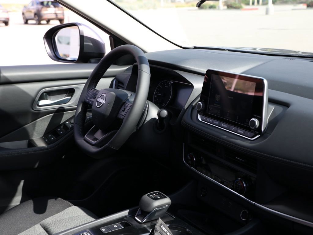New 2026 Nissan Rogue SV image 20